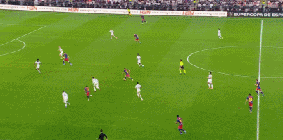 巴萨3-2皇马卫冕西超杯 拉菲尼亚双响_巴萨皇马表演赛_巴萨的拉菲尼亚