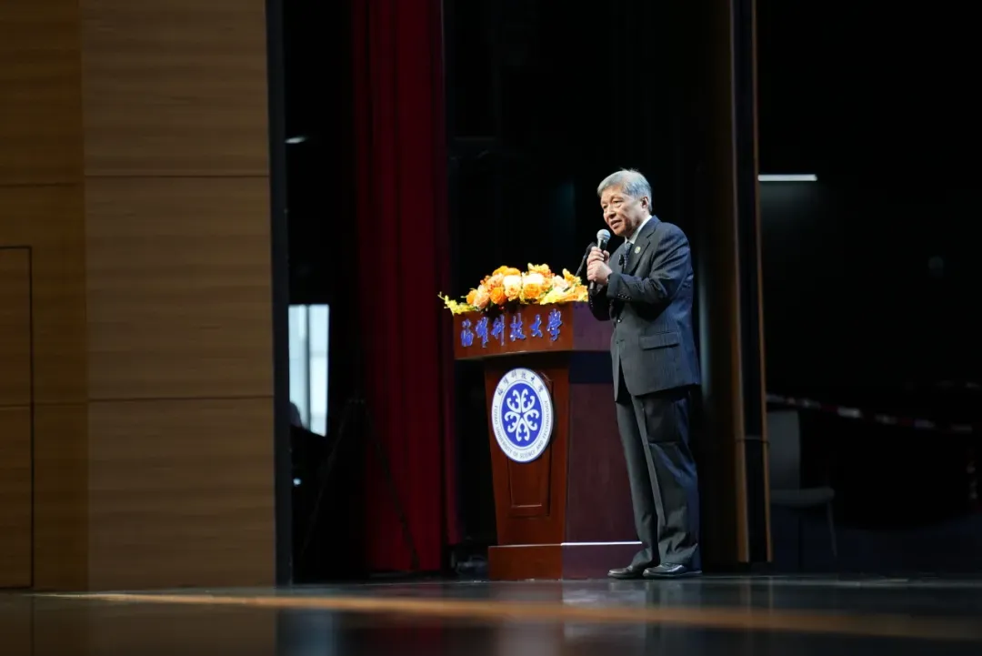 学生学年自我鉴定大一_福耀科技大学怎么招生_福耀科技大学大一学生已被企业抢光