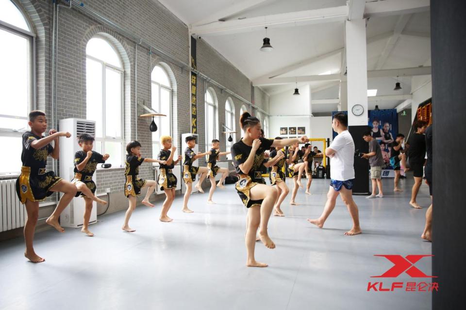 昆仑少年团集训营_昆仑决青少年搏击培训_昆仑决近期的比赛