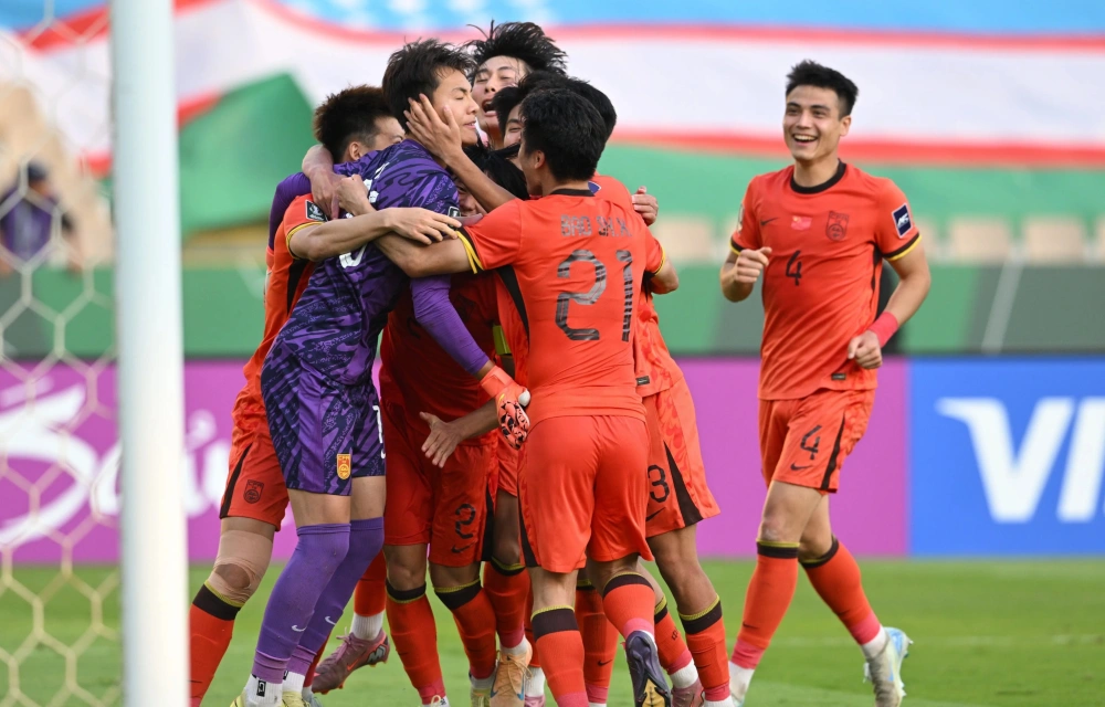 中国男足进四强让韩媒惊叹：门将表现太疯狂，中国队成功创造历史