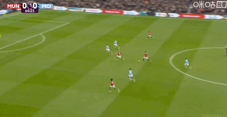 拜仁捧杯视频_孔帕尼：上半场对手的实力像是我们两倍，下半场拜仁表现很棒_孔帕尼：上半场对手的实力像是我们两倍，下半场拜仁表现很棒