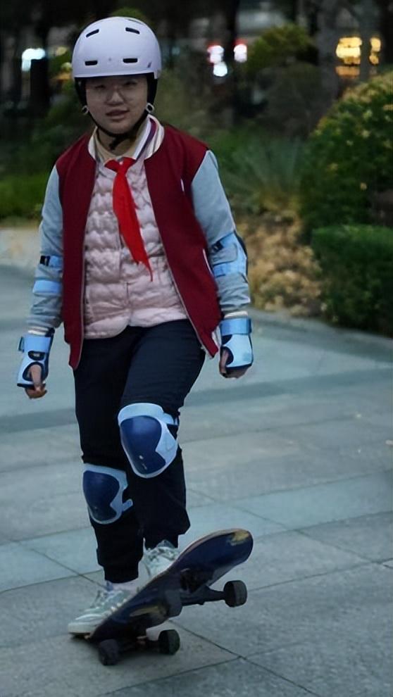 乒乓球比赛规则的定义_乒乓球分组比赛规则_乒乓球规则赛制