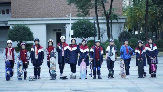 乒乓球规则赛制_乒乓球分组比赛规则_乒乓球比赛规则的定义