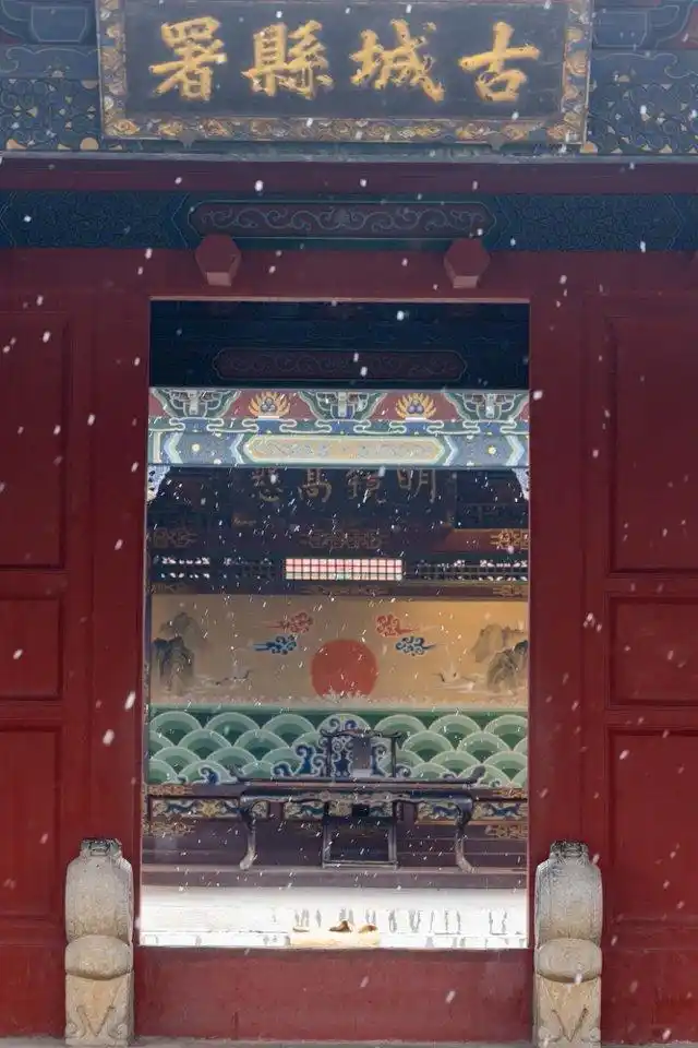 雪后济南又美成了“济南府”_济南清照泉城明水古城旅游度假区_清照泉城泉水古城雪景