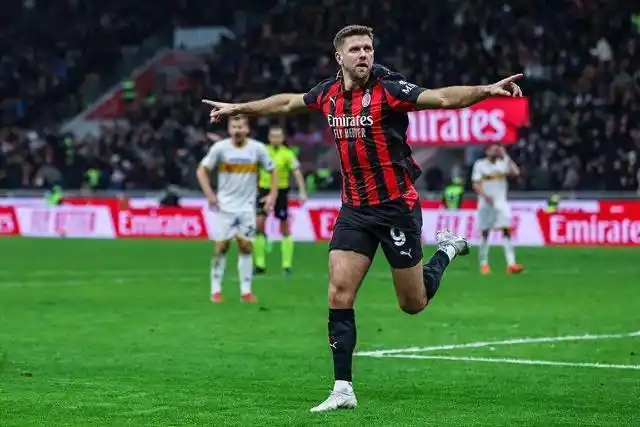 脚趾骨裂难挡菲尔克鲁格，AC米兰小胜紧追国米！塞内加尔一波三折捧起非洲杯