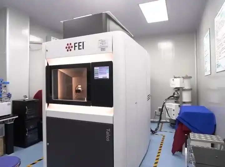 黄金能“长”出来？中国科学家新发现_黄金纳米尺度原位研究_黄铁矿表面金纳米颗粒形成过程