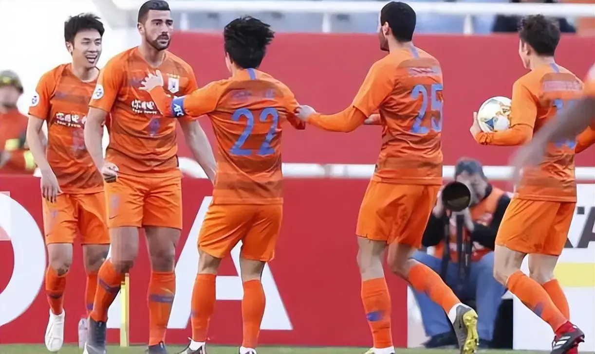 山东鲁能二换一黄锐烽_山东鲁能2026球员名单_黄锐烽转会鲁能原因