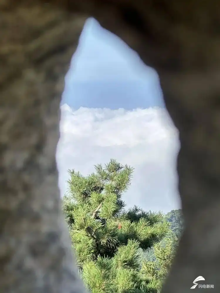 岱顶云海景观_泰山云海观赏_泰山把人间仙境铺在眼前