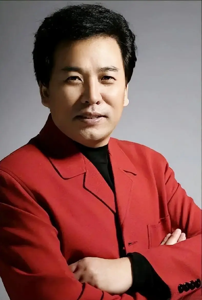  佟铁鑫 妻子林丹诗 _佟铁鑫 低调生活 _佟铁鑫的老婆林丹诗