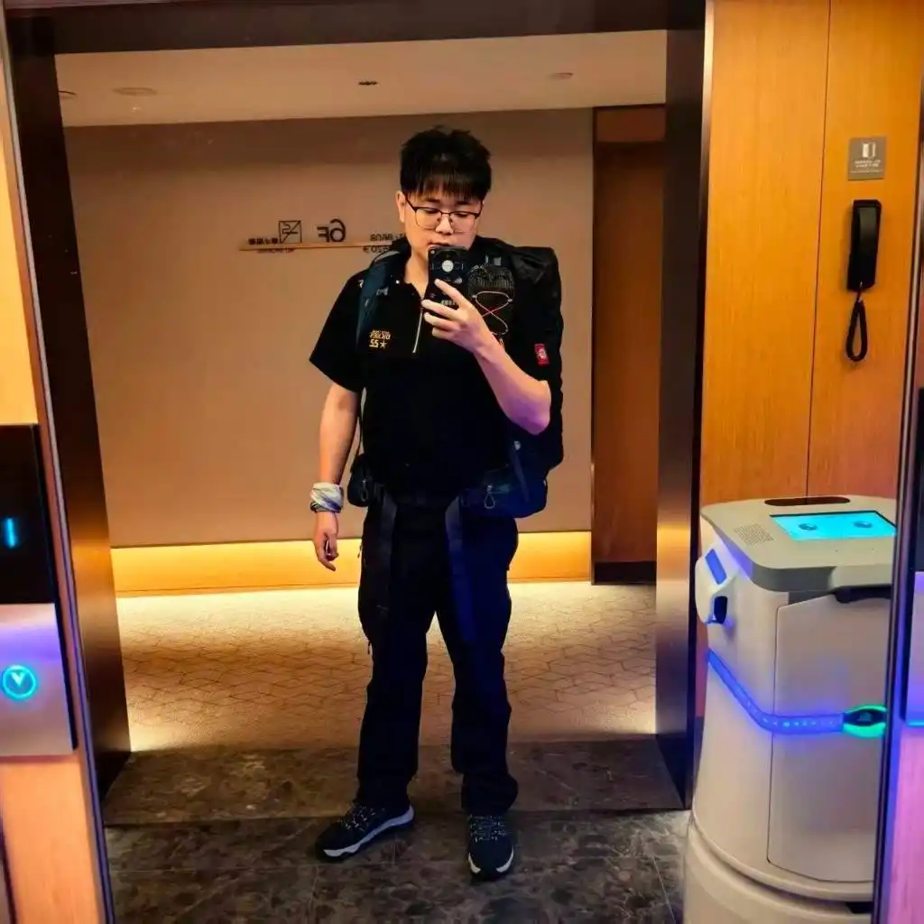 志愿者党鑫蕊 广西抗洪救灾_救灾志愿者去世 父亲落泪:他曾屏蔽我_党鑫蕊 志愿者牺牲