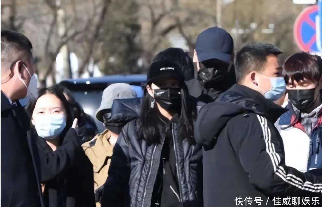 2026年马年春晚彩排现场_范丞丞刘敏涛李兰迪亮相_2026央视春晚第二次大联排