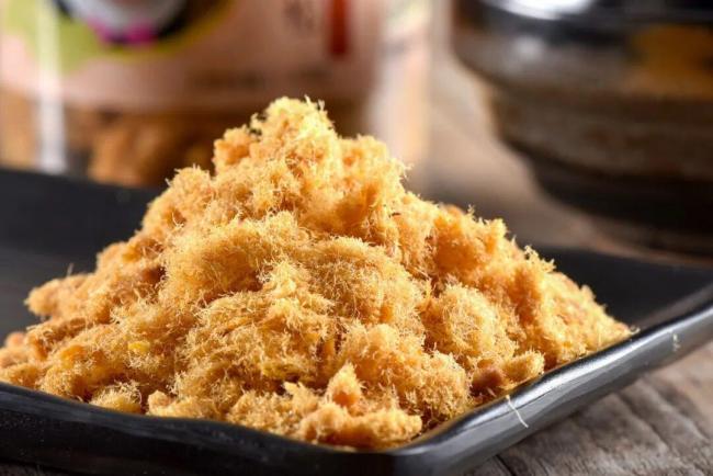 这6种食物看着干巴 实则是脂肪大户 警惕隐藏的高脂陷阱