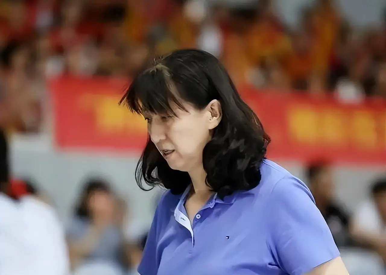 赖亚文 中国女排 助理教练_赖亚文郎平