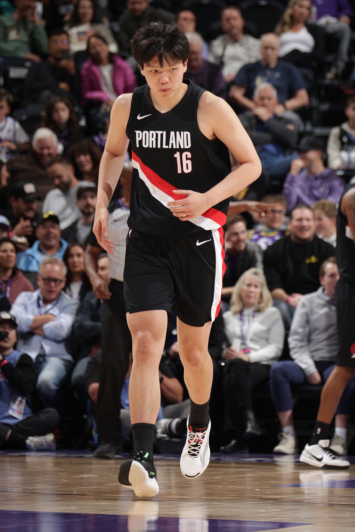 杨瀚森入选2026年NBA全明星新秀挑战赛名单_2026nba_波特兰开拓者队背靠背赛程杨瀚森未出战