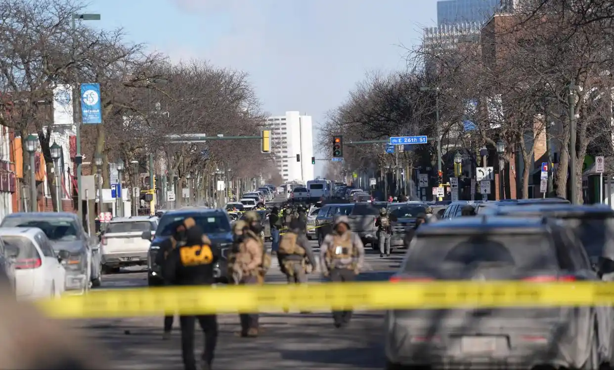 俄美乌三方会谈领土议题_伊朗回应美方威胁_伊朗副外长：做好200%的自卫准备