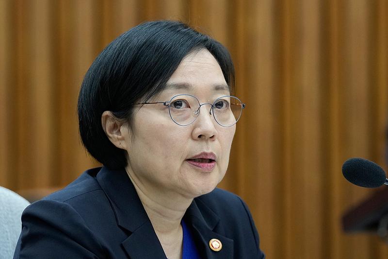 卢卡申科出席儿子北大毕业典礼_卢卡申科出席儿子北大毕业典礼_尼古拉北京大学毕业典礼