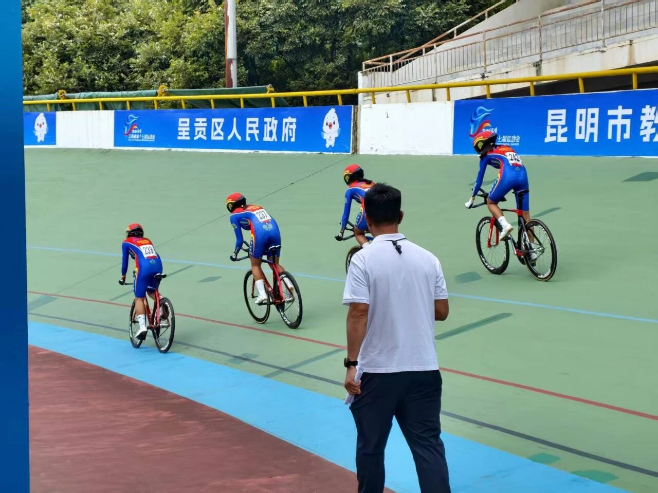 云南省第十四届运动会_云南省第十七届运动会青少年组场地自行车赛_场地自行车项目竞赛规则