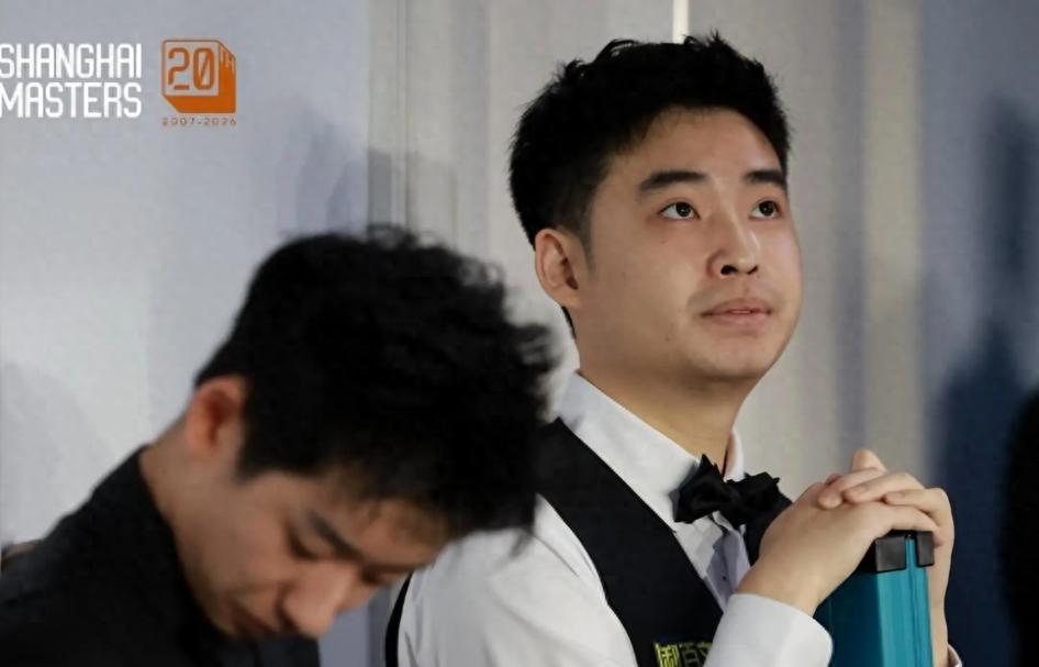 大师赛16进8!丁俊晖2-6出局,赵心童下轮对手敲定,吴宜泽发力