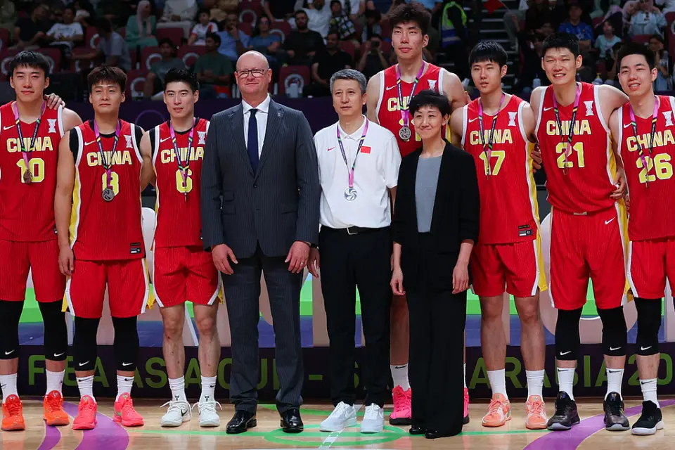杨瀚森国家队特训_中国男篮7月赛程杨瀚森_2026中国男篮易建联