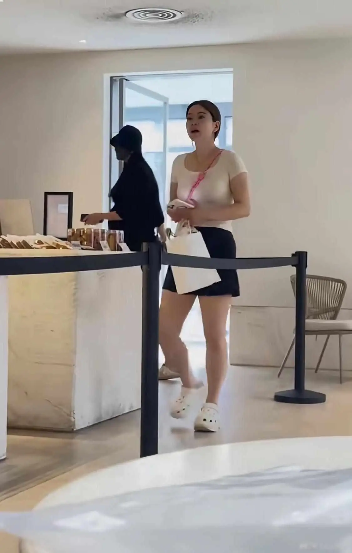 李想妻子王蕾技术背景_王蕾理想汽车核心架构设计_曝理想ceo李想将迎来第六娃