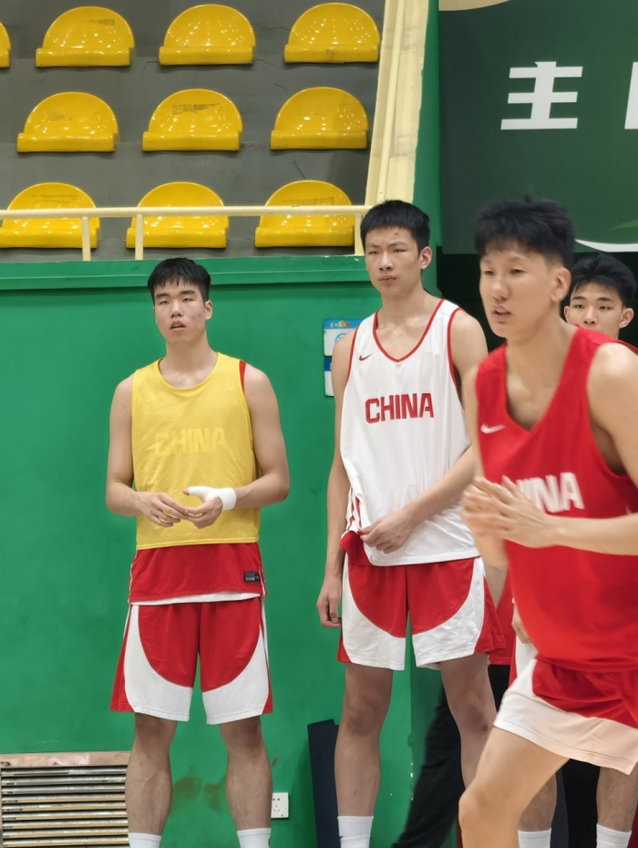 2026男篮亚洲杯_2026中国国青男篮热身赛国际篮球对抗赛咸阳站_U18国青男篮备战2026年印度国际篮联U18男篮亚洲杯