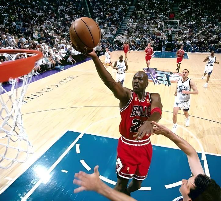 nba历史全明星得分榜_NBA总决赛40+球员_科比总决赛得分表现