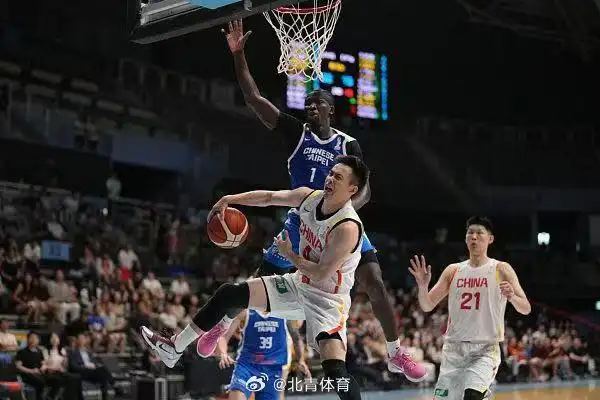 杨瀚森国家队表现未达预期 回nba练级尽早撑起男篮内线_中国男篮世预赛晋级_杨瀚森NBA表现分析