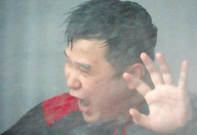 150斤记者体验14级台风差点吓哭 硬核模拟引关注