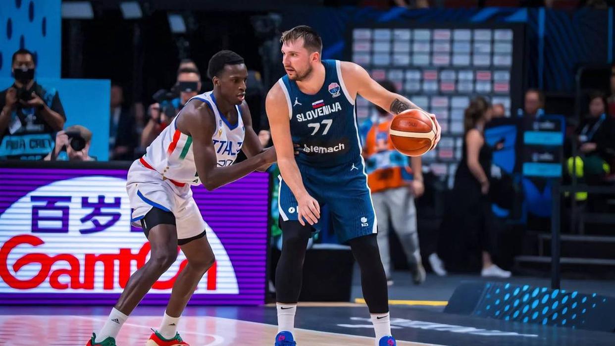 nba2026西部季后赛_NBA夏季联赛西部排名_太阳勇士独行侠竞争