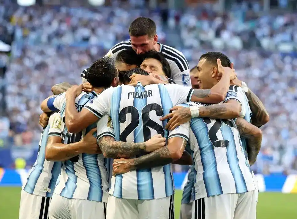 2026年世界杯8强预测_世界杯最具冠军相的球队露出峥嵘_西班牙队夺冠概率分析