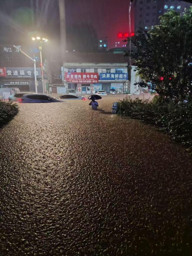 宽城洪水 城区全力迎战内涝