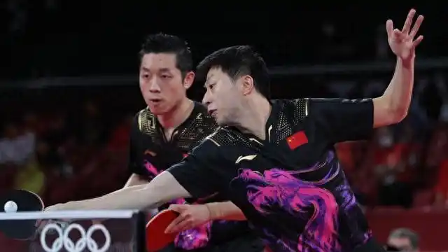 组图：乒乓球锦赛混双 王楚钦/孙颖莎晋级16强_2026全国乒乓球锦标赛双打赛事_男双新老梯队巅峰对决