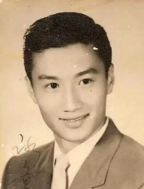 谢贤逝世 成龙悼念谢贤 周星驰悼念谢贤_谢贤李小龙是同月同日离世