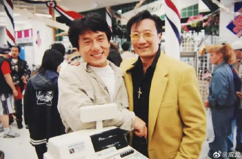 谢贤李小龙是同月同日离世_谢贤逝世 成龙悼念谢贤 周星驰悼念谢贤