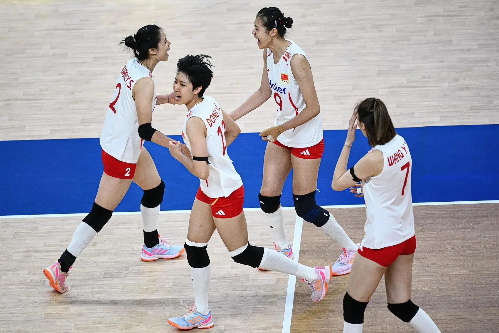 中国女排VS巴西女排_16年奥运会女排对巴西_世界女排联赛中国女排分析
