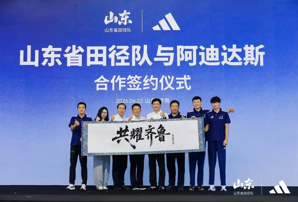 组图:nba选秀大会 迪班萨当选状元_2026年NBA选秀迪班萨状元 布泽尔探花 彼得森榜眼