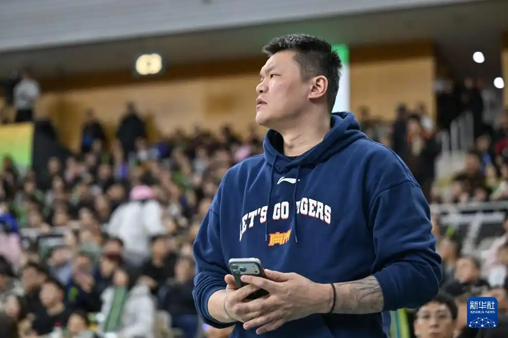 朱芳雨、杜锋相继离队,CBA十一冠王广东男篮进入重建时间