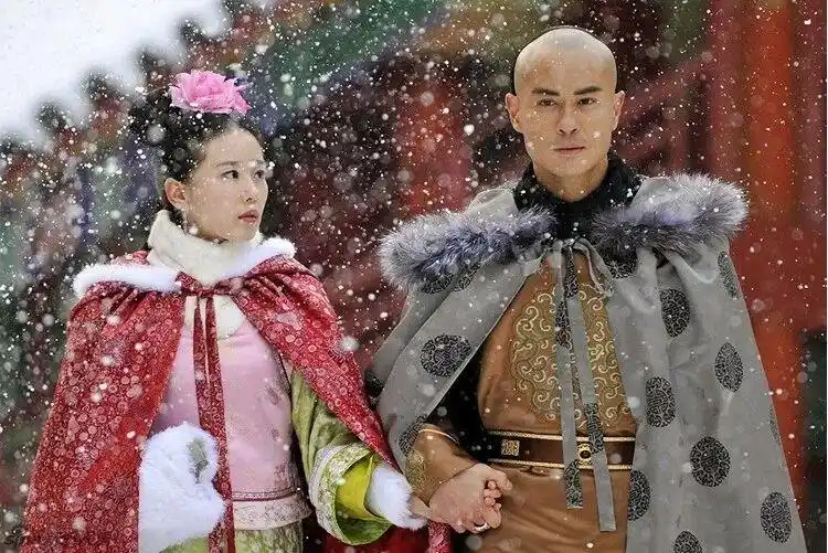 步步惊心若曦恋爱脑媚权PUA_《步步惊心》播出15年后“塌房”_穿越剧审判若曦现代价值观冲突