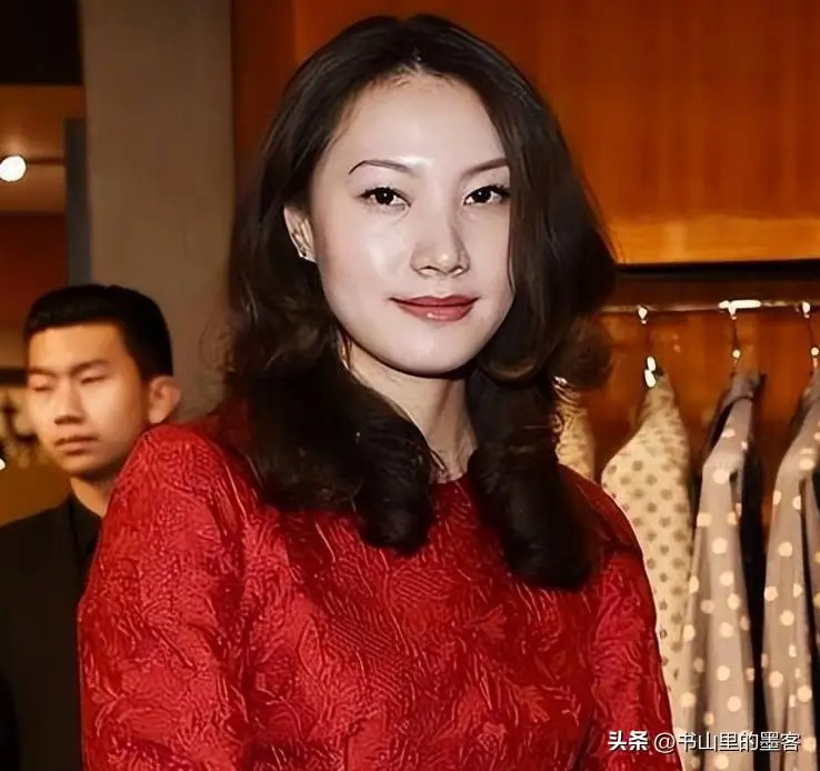 林丹谢杏芳西班牙生活_谢杏芳多年筹谋_林丹老婆生了吗