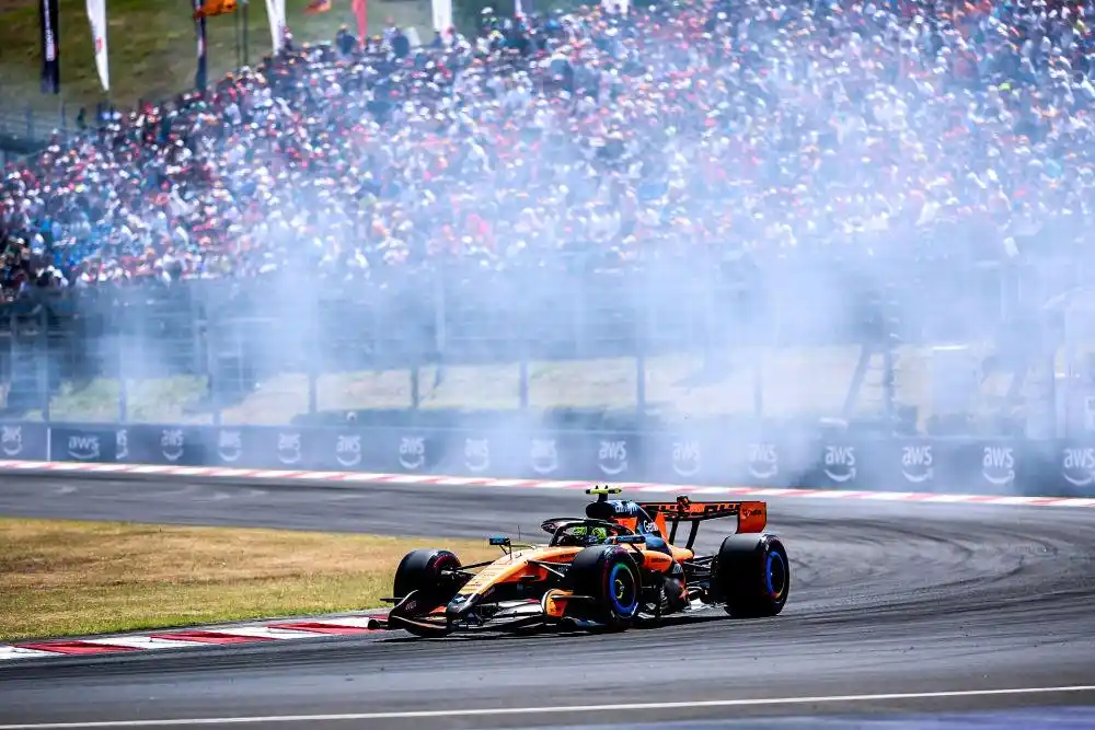 F1匈牙利大奖赛:诺里斯压哨夺杆