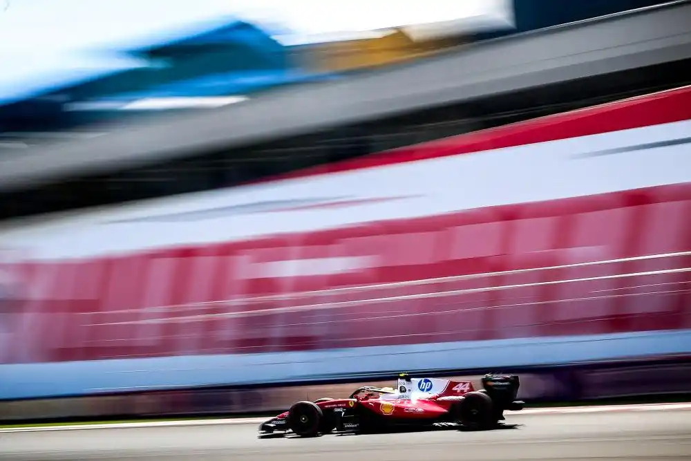 f1匈牙利站-诺里斯夺杆 法拉利斩获二三位_2026赛季F1匈牙利大奖赛杆位争夺_迈凯伦诺里斯夺杆位分析