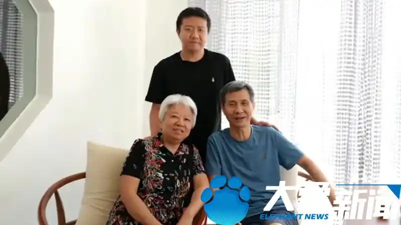 菲尔兹奖获得者邓煜祖籍河南开封，全家学霸！舅舅回忆和他下棋的故事
