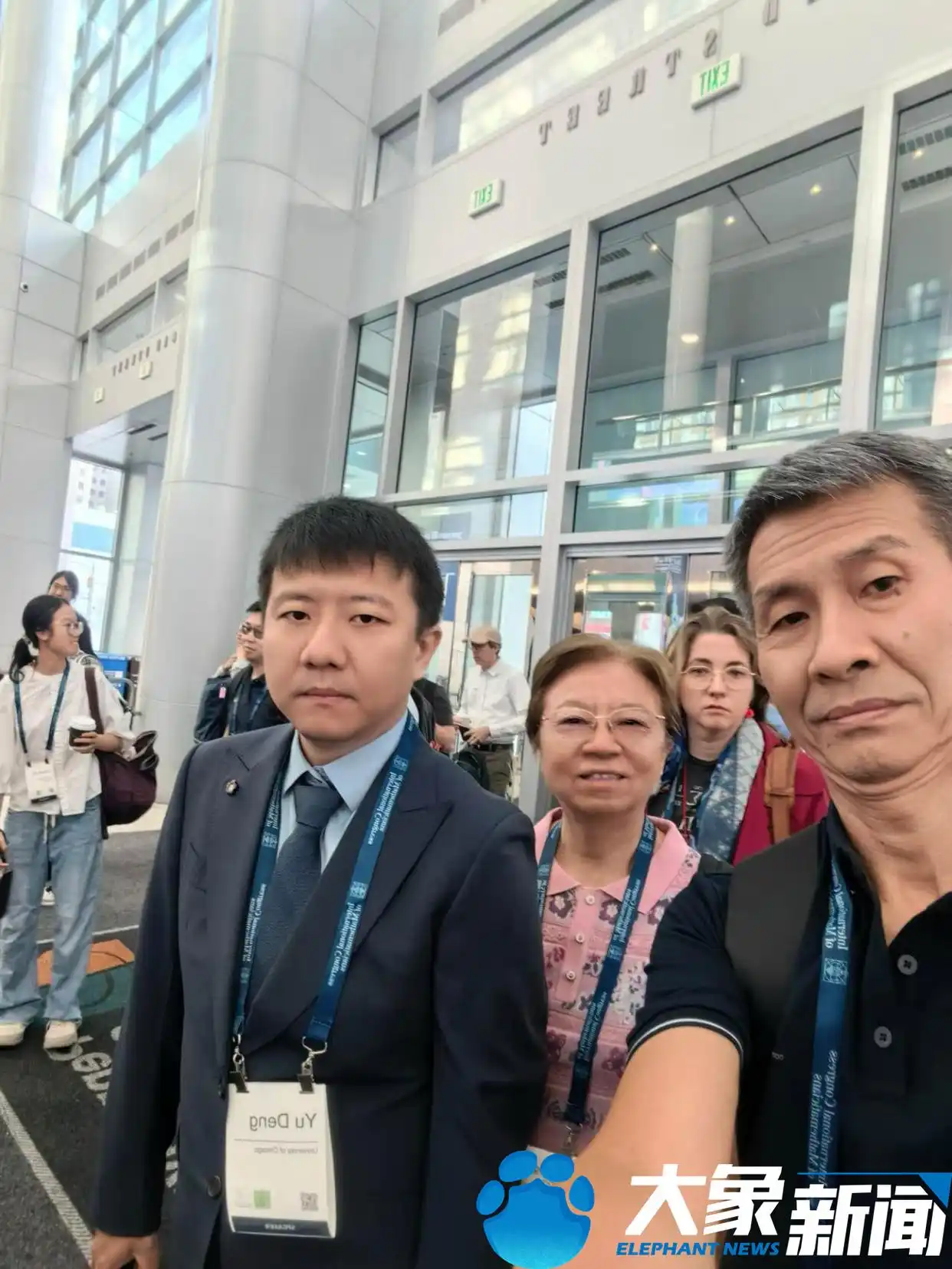 邓煜全家都是学霸_邓煜舅舅王文辉讲述数学天才成长故事_中国数学家邓煜获得菲尔兹奖