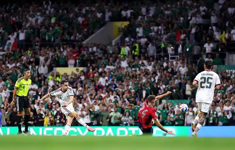 世界杯-厄瓜多尔2-1逆转德国 积4分小组出线_世界杯小组赛出线形势_小组第三晋级规则